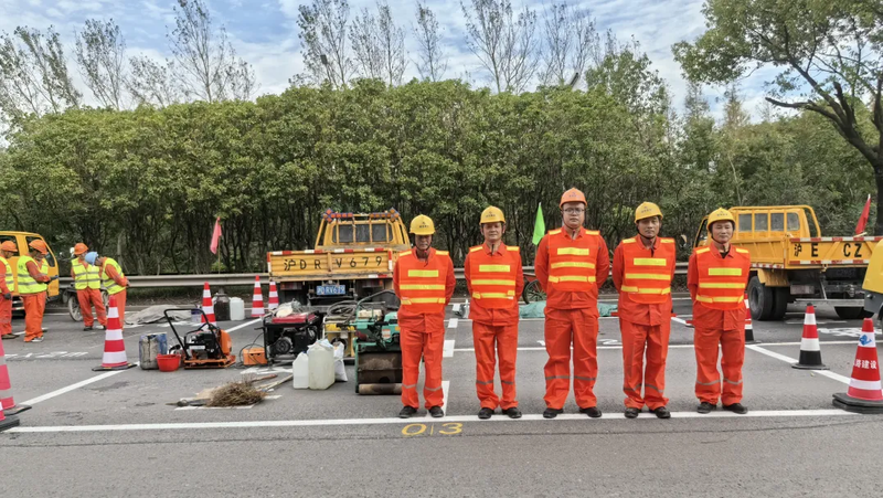 Honglu Company が賞を受賞